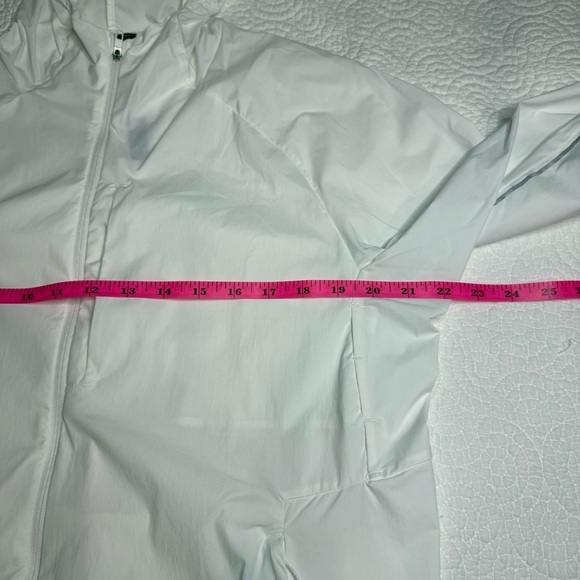 Lululemon Athletica White Technical Windbreaker - Picture 10 of 10